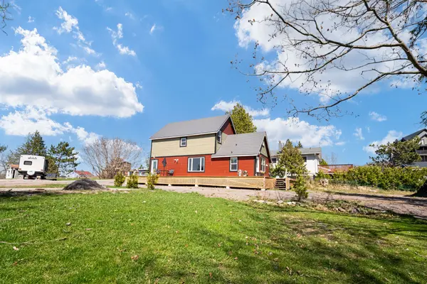 1 Holland AVE, Parry Sound Remote Area, ON P0G 1B0