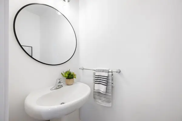 182 VISOR Private, Kanata, ON K2V 0S6