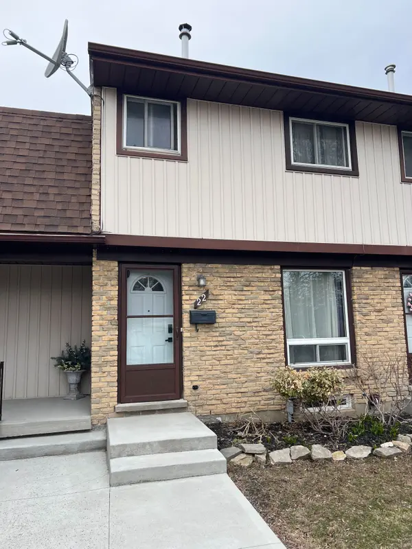 210 Glamis RD #22, Cambridge, ON N1R 6L3