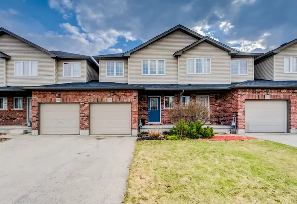 358 Maverick ST, Waterloo, ON N2K 4N9