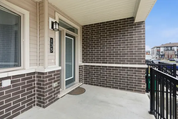 135 Anthracite Private, Barrhaven, ON K2J 7C8