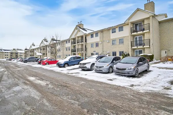 735 Deveron CRES #319, London South, ON N5Z 4X8