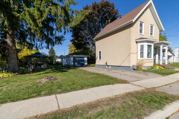 44 Havelock ST, Brockville, ON K6V 4M1