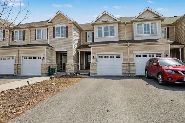 450 Ashbourne CRES, Barrhaven, ON K2J 0P5