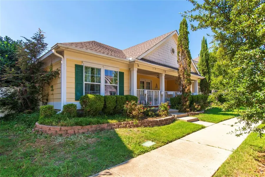 1500 Chestnut Drive, Savannah, TX 76227