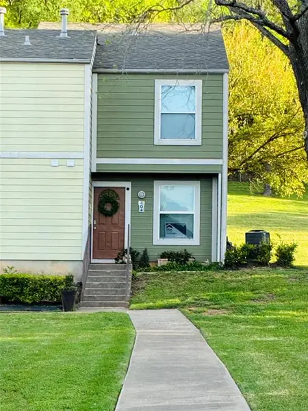 1500 Lake Shore Drive #404, Waco, TX 76708