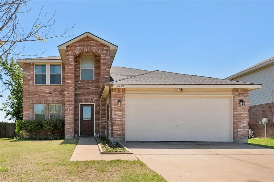 2139 Hacienda Court, Grand Prairie, TX 75052