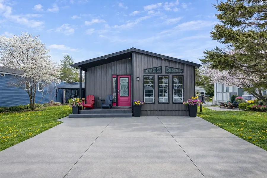 490 Spruce ST #Fergus, Centre Wellington, ON N1M 2W5