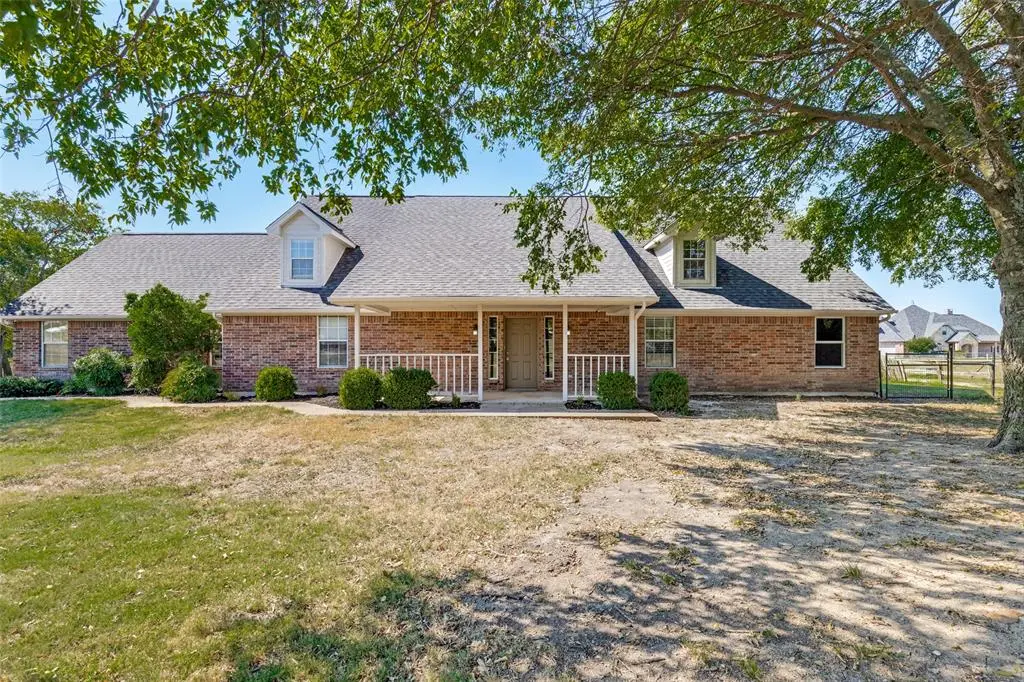 8623 Chisum Road, Sanger, TX 76266