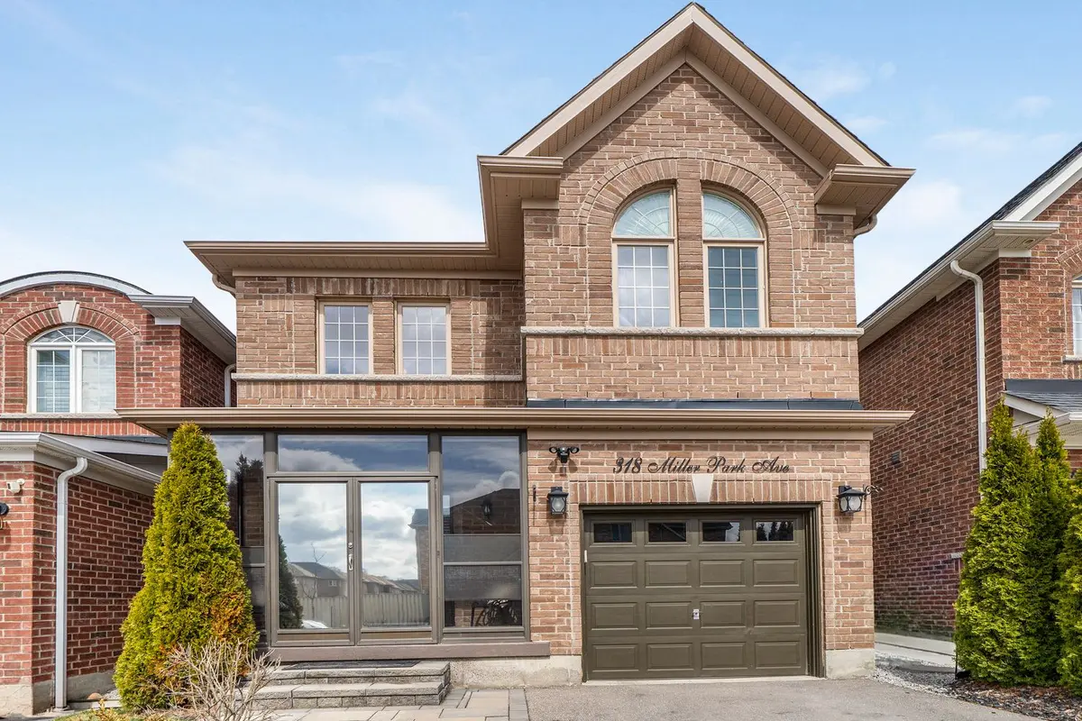 318 Miller Park AVE, Bradford West Gwillimbury, ON L3Z 0X8