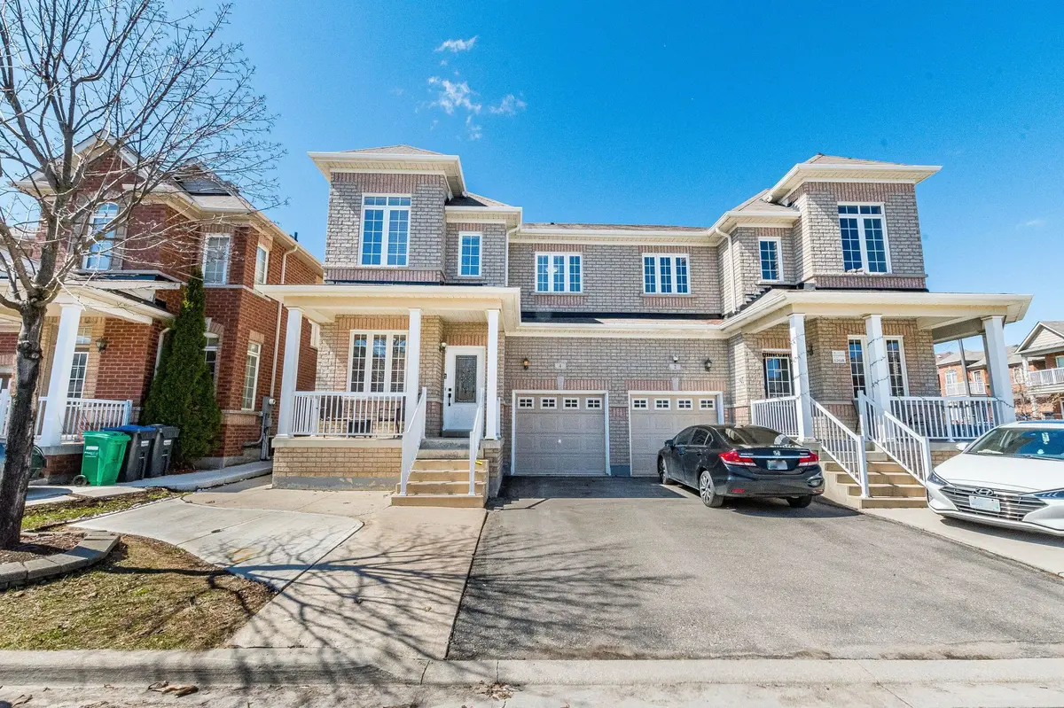 4 Callalily RD, Brampton, ON L7A 0M1