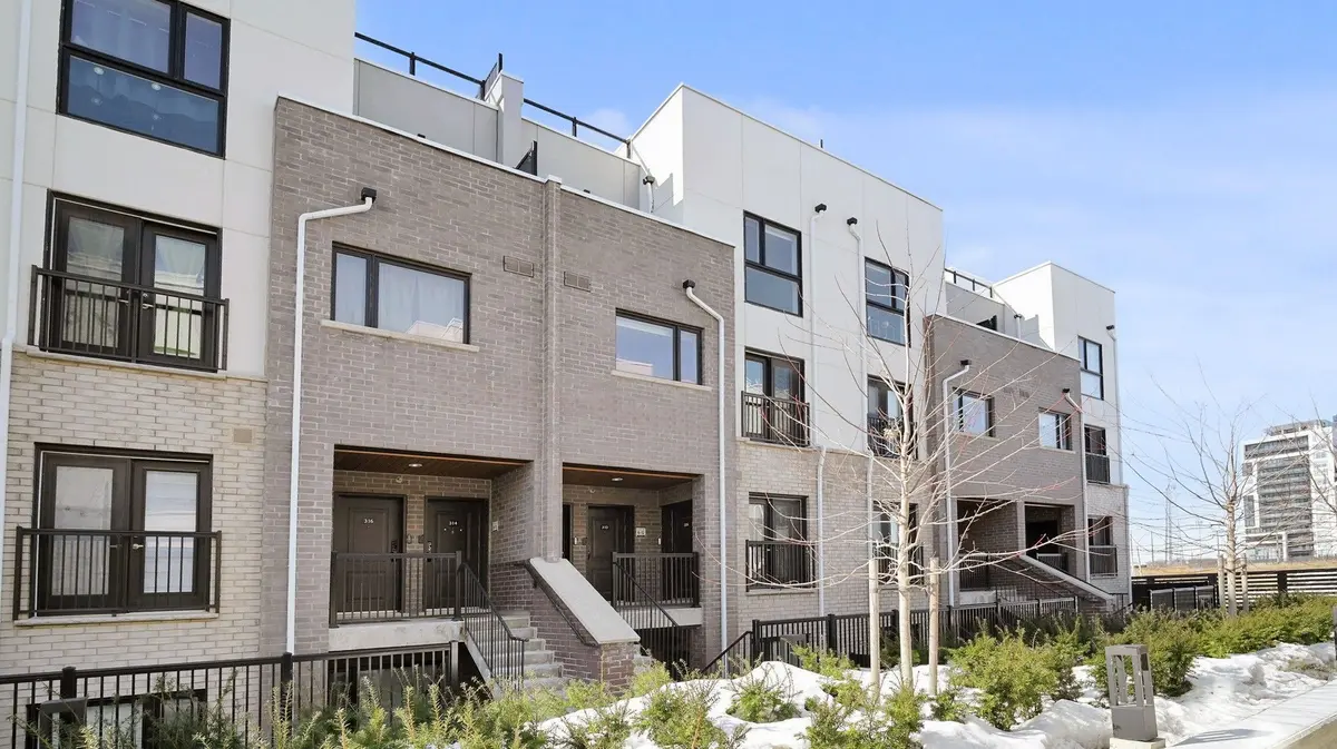 349 Wheat Boom DR #310, Oakville, ON L6H 7X5