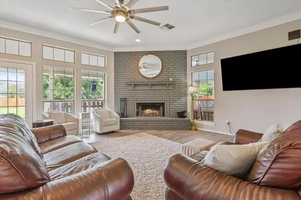 1102 Evening Sun Lane, Waco, TX 76657