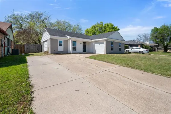 7317 Strawberry Way, Fort Worth, TX 76137