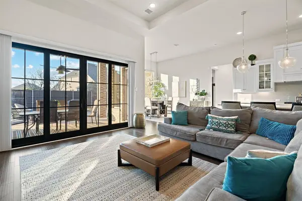 2805 Chandler Court, Mansfield, TX 76063