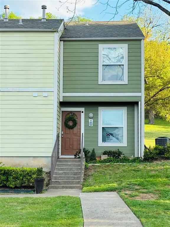 1500 Lake Shore Drive #404, Waco, TX 76708