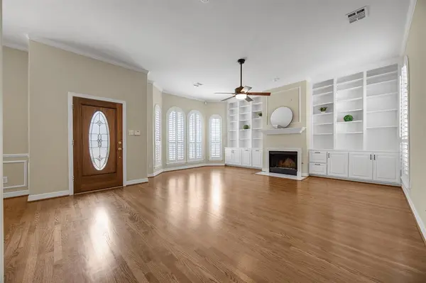 5856 Oram Street, Dallas, TX 75206