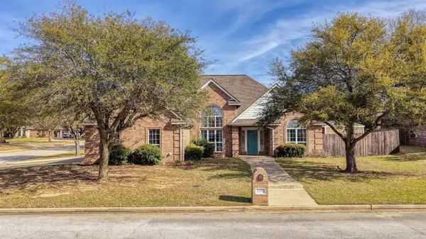 1106 Owl Drive, Decatur, TX 76234