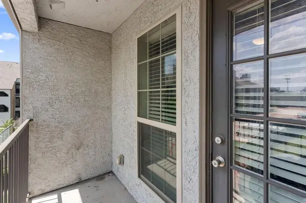 6108 Abrams Road #521, Dallas, TX 75231