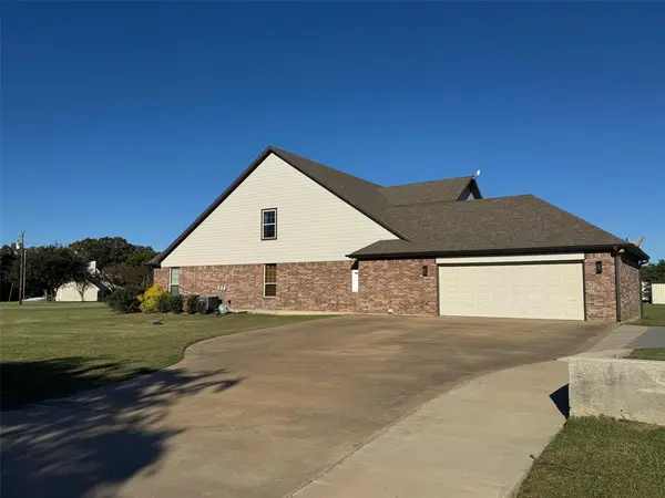 251 Rs County Road 3430, Emory, TX 75440
