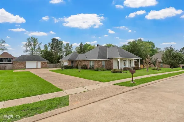 129 Wax Wing Street, Stonewall, LA 71078