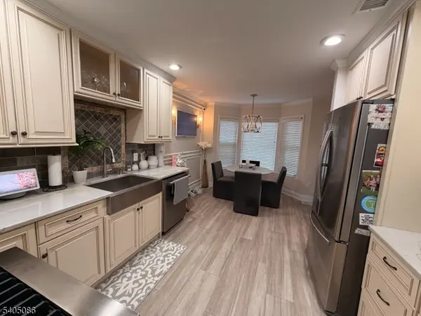 252 Crescenzi Ct, West Orange Twp., NJ 07052