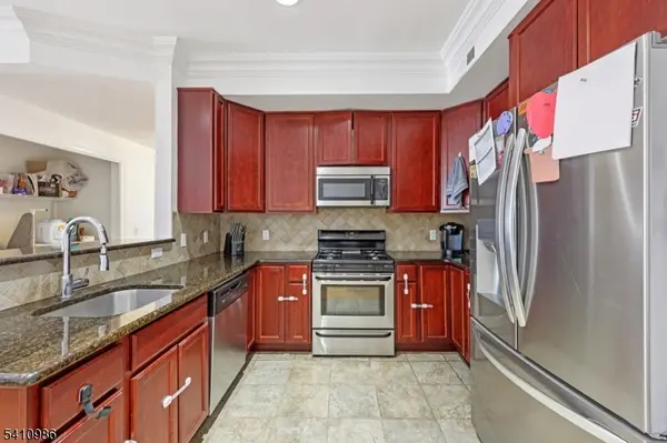 15-19 Tichenor Ln #407, Newark City, NJ 07114