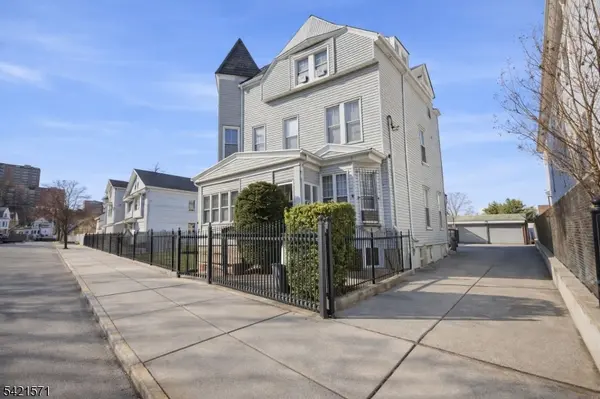 13-15 May St, Newark City, NJ 07104