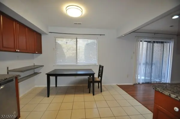 1404 Edison Glen Ter #1404, Edison Twp., NJ 08837