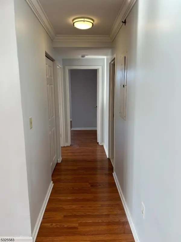 300 Main St #405, Little Falls Twp., NJ 07424