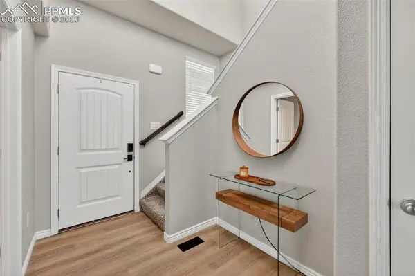 6802 Galpin DR, Colorado Springs, CO 80925