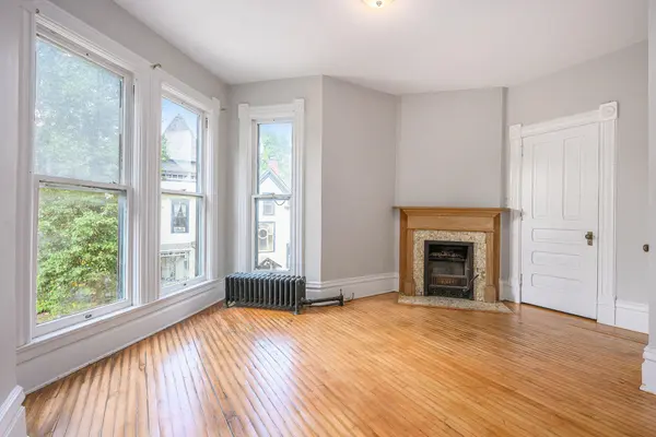 316 Stuart AVE, Kalamazoo City, MI 49007