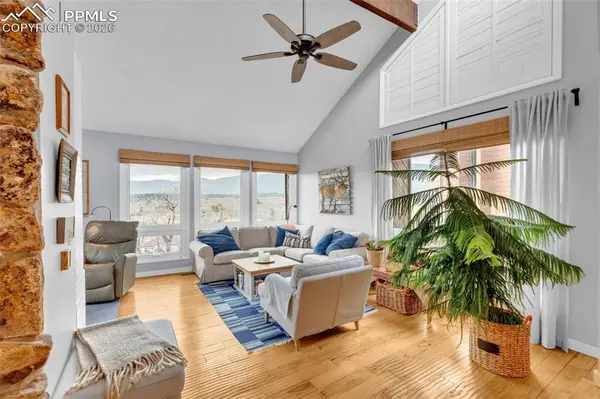 4452 Sentinel Rock, Larkspur, CO 80118