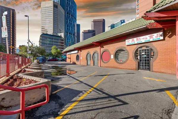 221 1 ST SE, Calgary, AB T2G 2G3