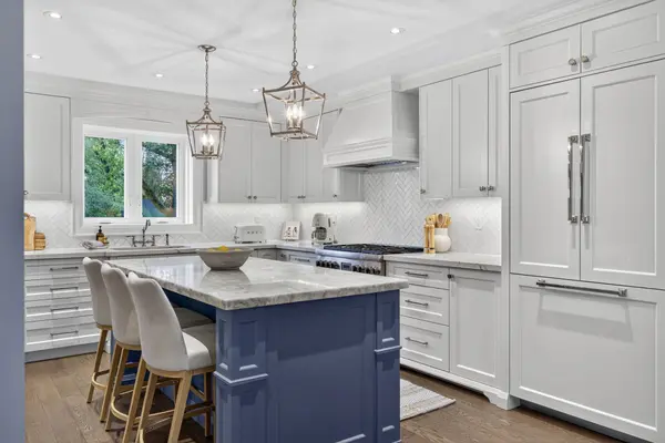 101 Bombay AVE, Toronto C07, ON M3H 1C1