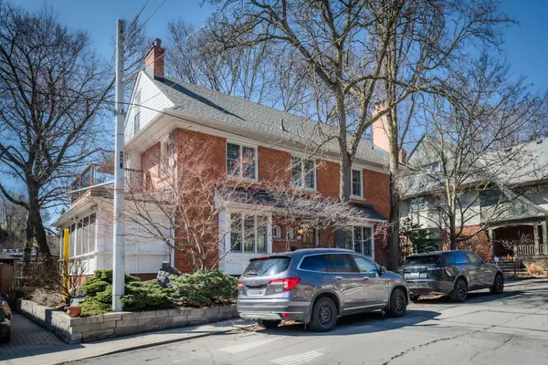 56 Poplar Plains RD, Toronto C02, ON M4V 2M8