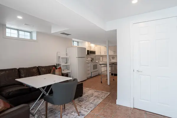 559 Delaware AVE N #Lower, Toronto C02, ON M6H 2V3