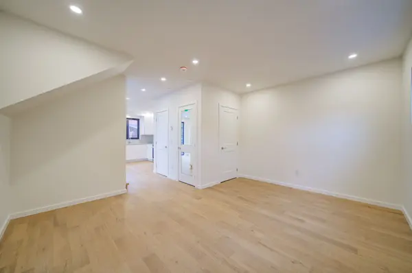 78 Gladstone AVE #Unit 6, Toronto C01, ON M6J 3K8