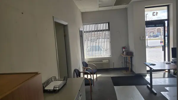 1064 Salk RD ##13, Pickering, ON L1W 4B6