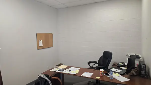 1064 Salk RD ##13, Pickering, ON L1W 4B6