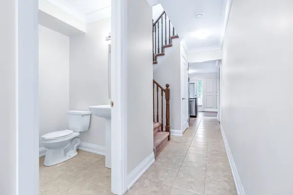 29 MADELAINE DR #4, Barrie, ON L9J 0G8