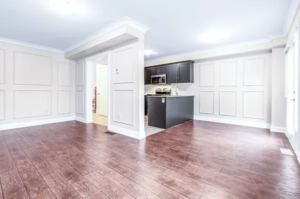 29 MADELAINE DR #4, Barrie, ON L9J 0G8