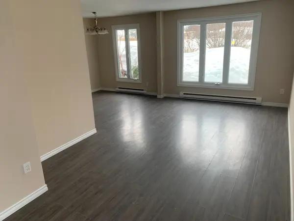 35 Graham LN, Timmins, ON P4N 7Z5