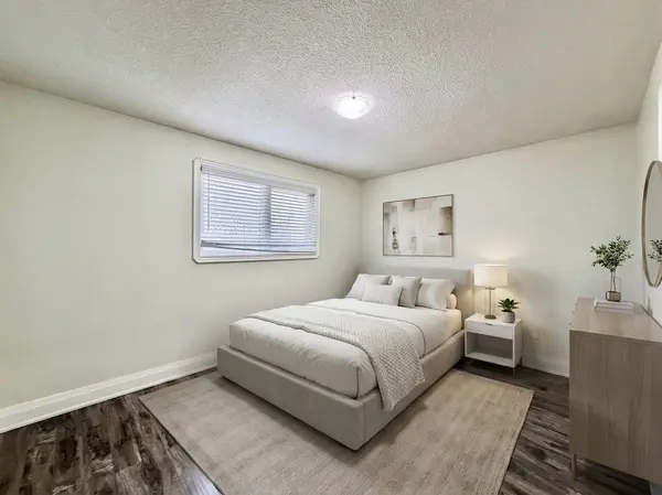 72 Dantek CT, Brampton, ON L6V 3T4