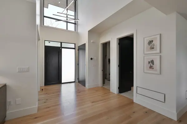 4482 Cosburn CRES, Burlington, ON L7L 1S5