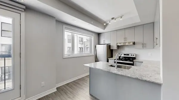 349 Wheat Boom DR #310, Oakville, ON L6H 7X5