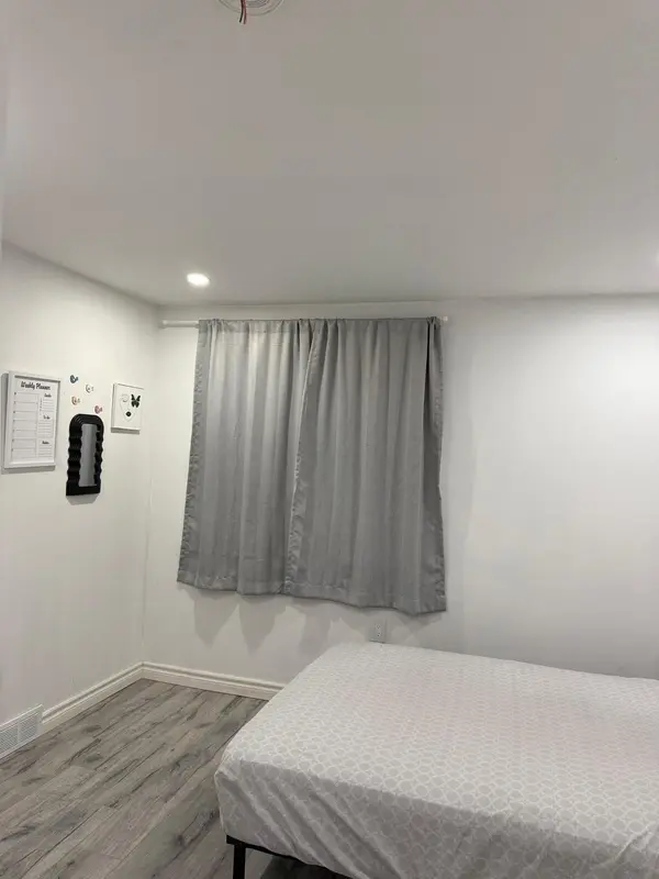 10 Louvain ST #2nd Level, Toronto W03, ON M6N 4W8