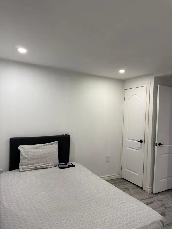 10 Louvain ST #2nd Level, Toronto W03, ON M6N 4W8