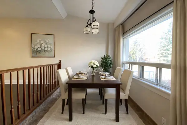 268 Silverthorn AVE, Toronto W03, ON M6N 3K4