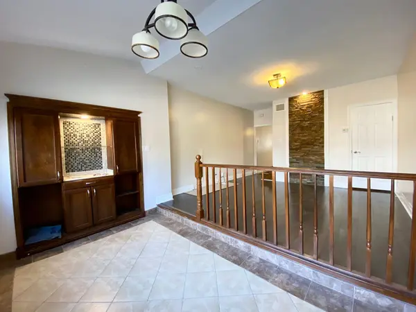 268 Silverthorn AVE, Toronto W03, ON M6N 3K4